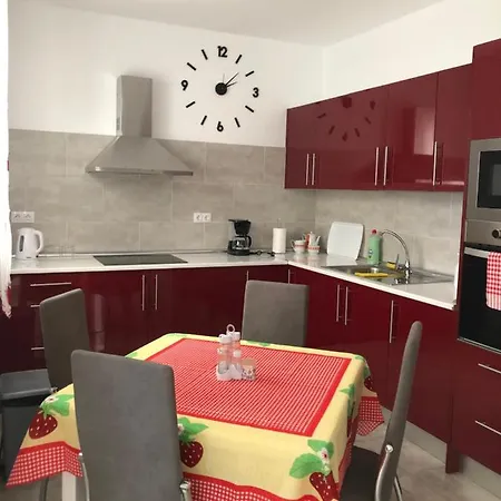 Appartement Casa Niky 25 *